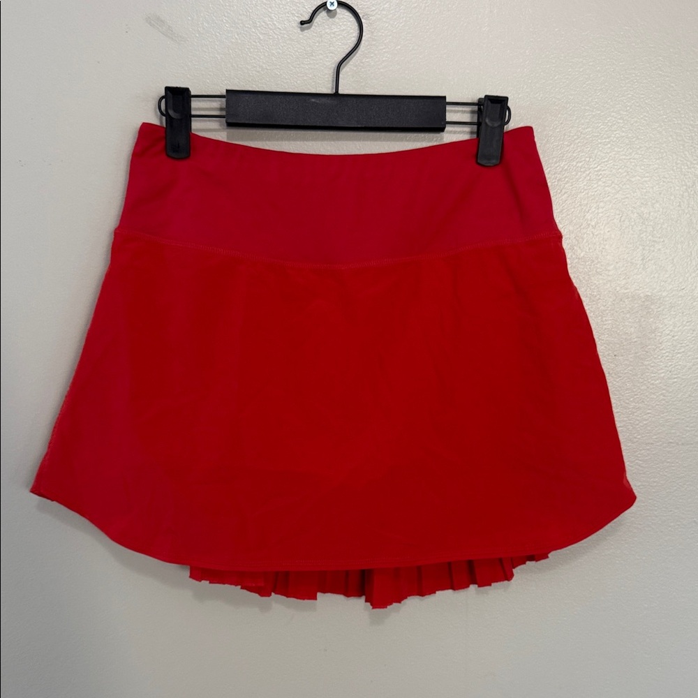 Baleaf Red Women's Athleisure Skirt - Picture 1 of 3